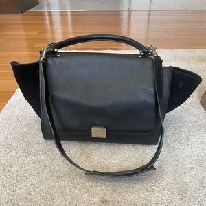 Céline trapèze black